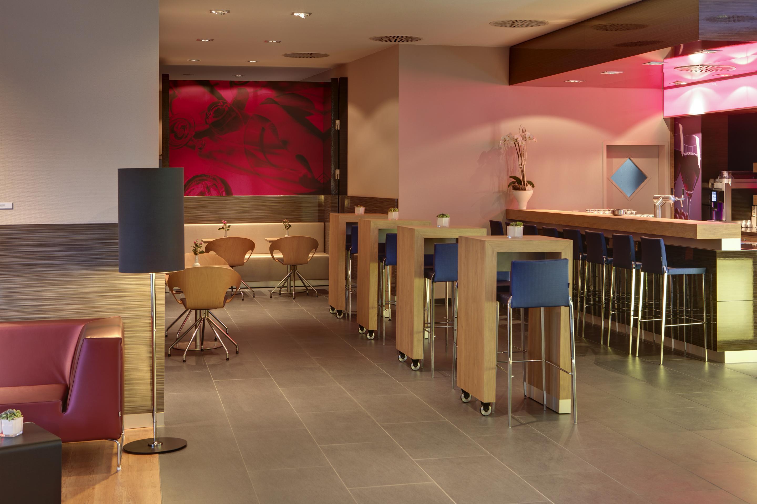 Intercityhotel Ulm Restaurant photo