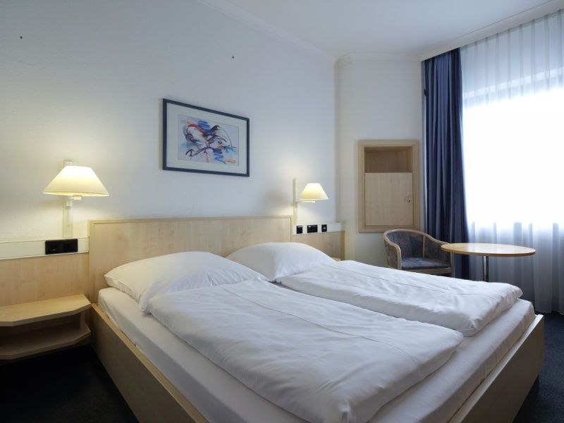 Intercityhotel Ulm Exterior photo